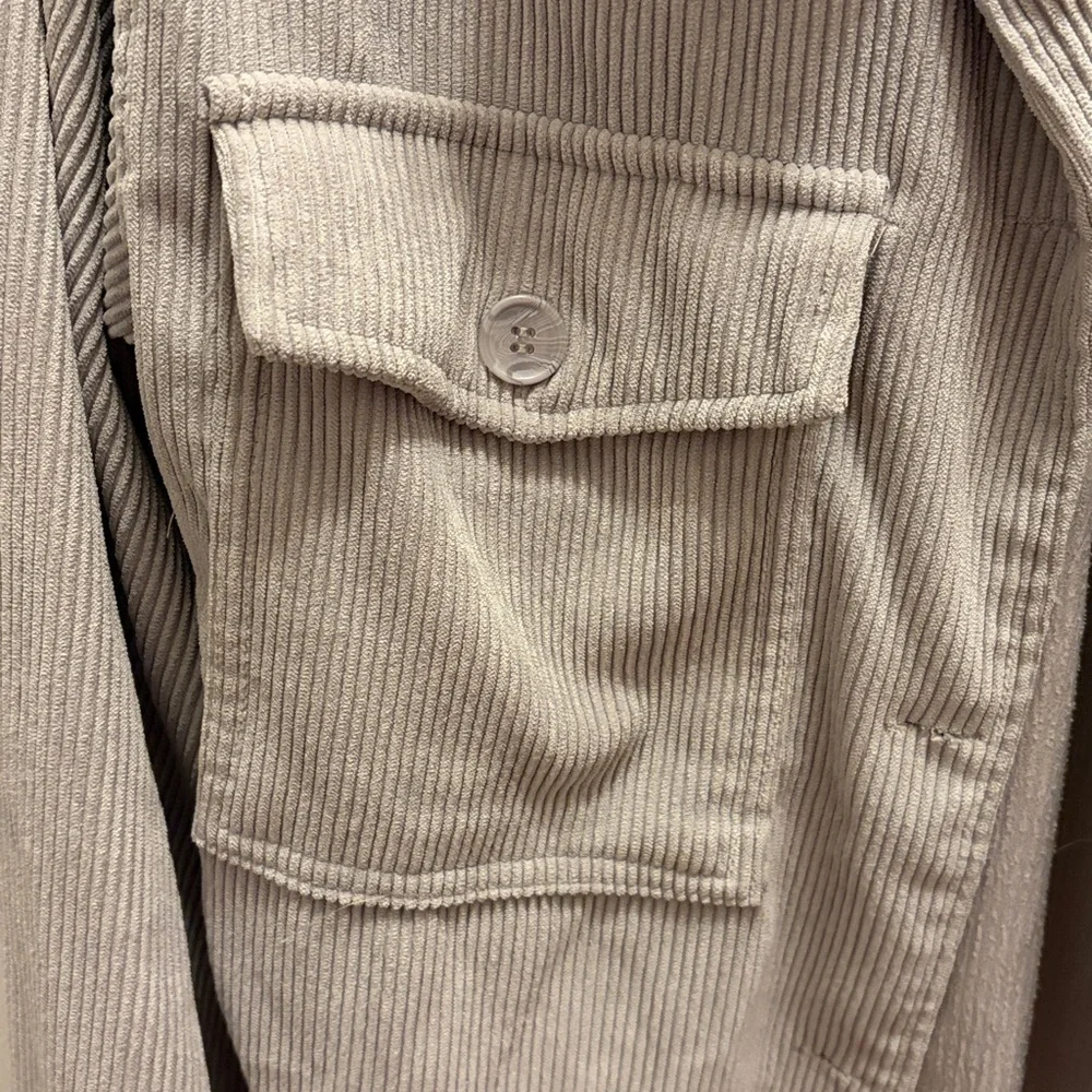 Ashley by 26 International Light Gray Corduroy Shirt Jacket Shacket Size M - Picture 4 of 6